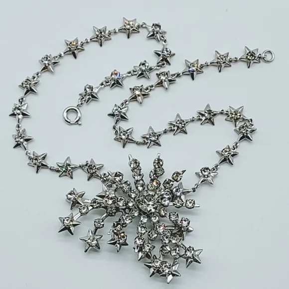 Vintage Silver Tone Rhinestone Statement Necklace - Picture 11 of 11